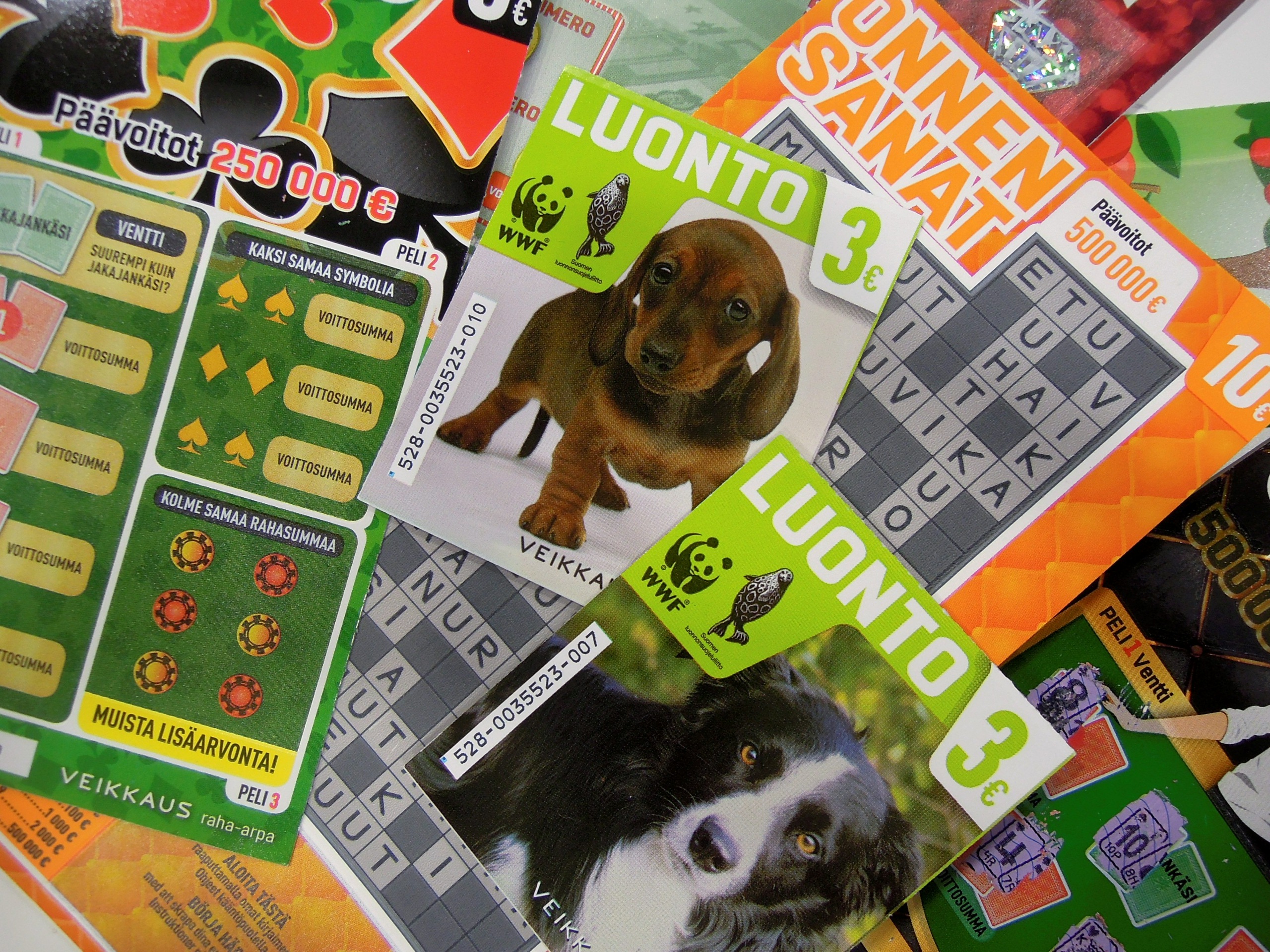 Vuodenvaihteen jälkeen Veikkauksen arvanostajien on lunastettava voitot itse – voi vaikuttaa arpojen ostamiseen lahjaksi