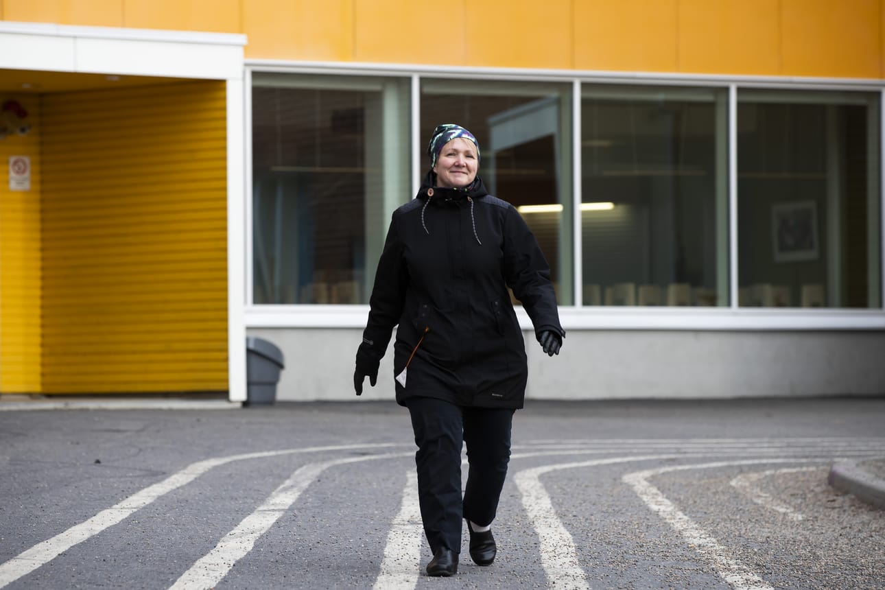 Anne Haimakaisen mielestä koteja voisi osallistaa enemmän koulun arjessa ja kasvatustyössä. – Että molempien viisautta käytetään.