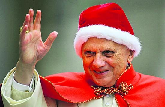 Paavi Benedictus XVI haluaa Lähi-itään rauhan.