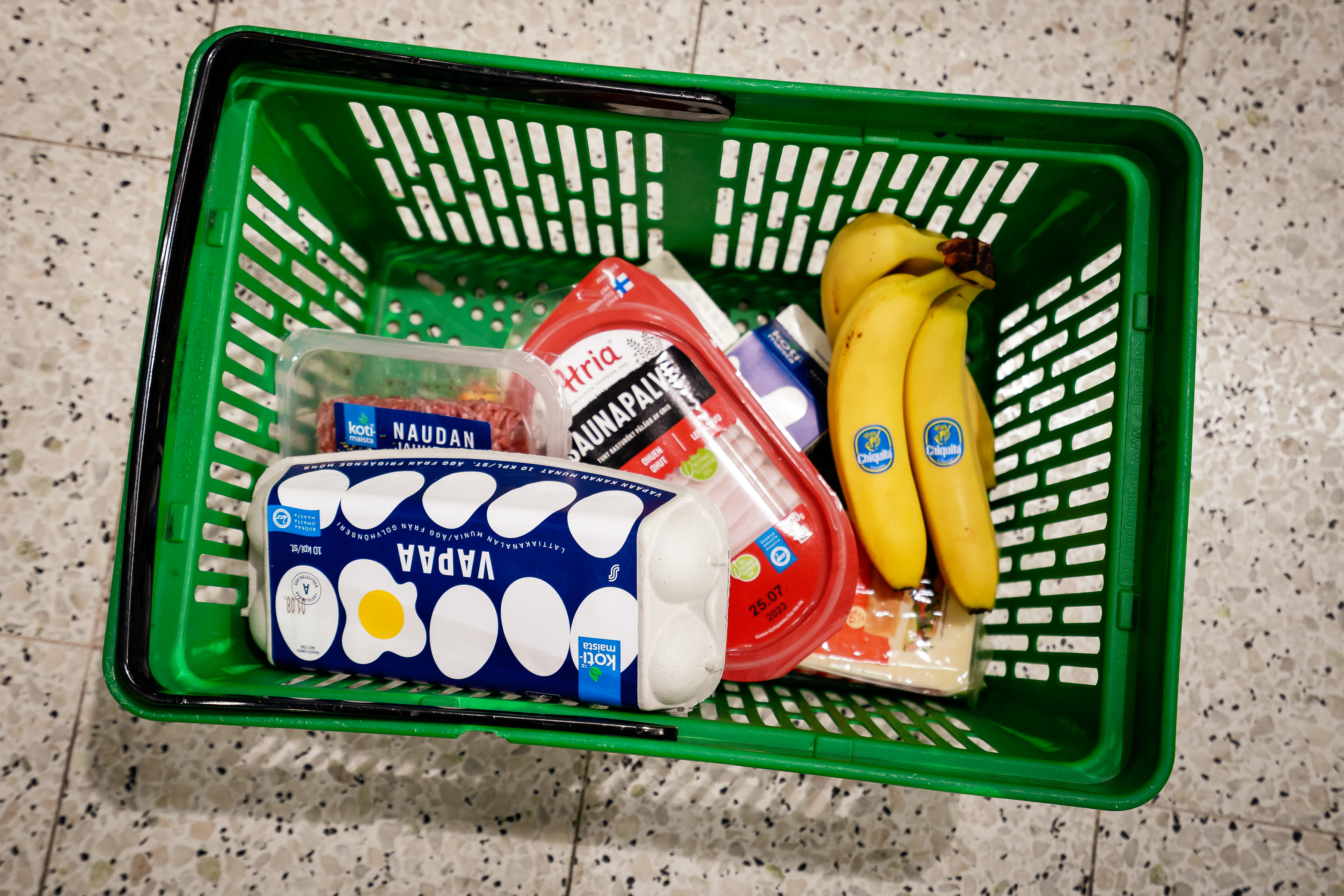 Inflaatio laukkaa jo 7,8 prosentissa, mutta vaasalaismarkettien hinnoissa nousu on maltillisempaa – Katso muutokset vertailustamme!