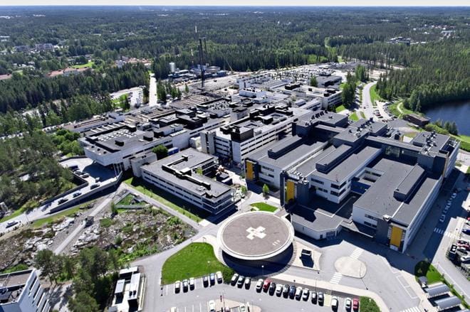 Seinäjoen keskussairaala on rakennettu kolmessa eri vaiheessa. Ensimmäinen vaihe valmistui vuonna 1977, toinen vaihe vuosien 1979–1983 aikana ja kolmas vaihe vuonna 2007.