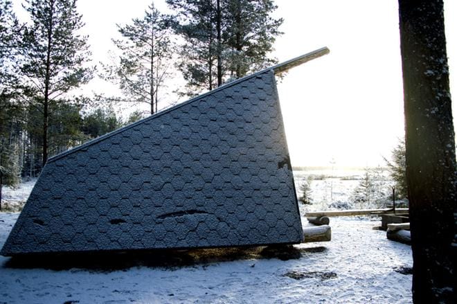Tältä näyttää uuden Järvilaavun sivuprofiili. Lokakuun tulipalosta on tehty rikosilmoitus. Kuvat: Heikki Peltokangas