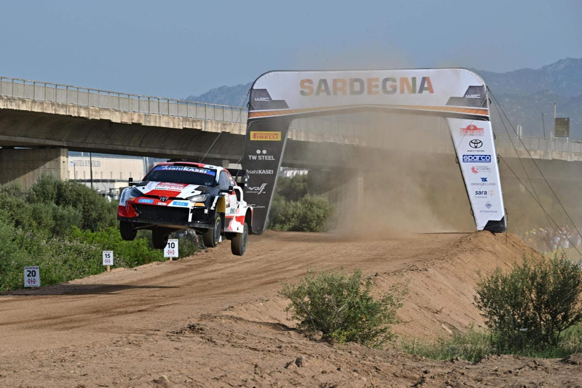 Esapekka Lappi Sardinian MM-rallissa. LEHTIKUVA/AFP