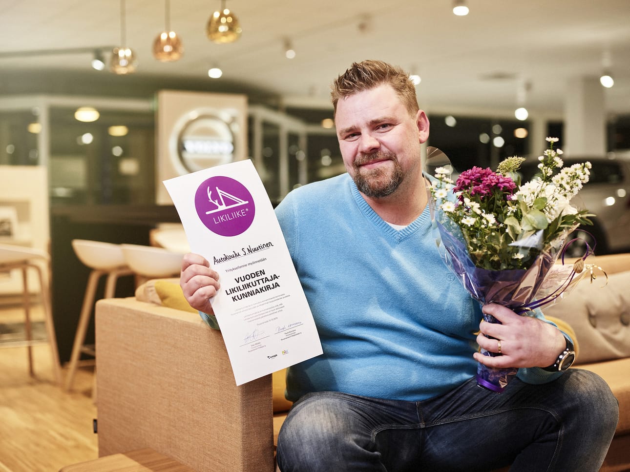 Autokoulu Nuutisen yrittäjä Timo Nuutinen on hyödyntänyt esimerkillisesti ja johdonmukaisesti Likiliike-brändiä ja -näkyvyyttä omassa toiminnassaan.