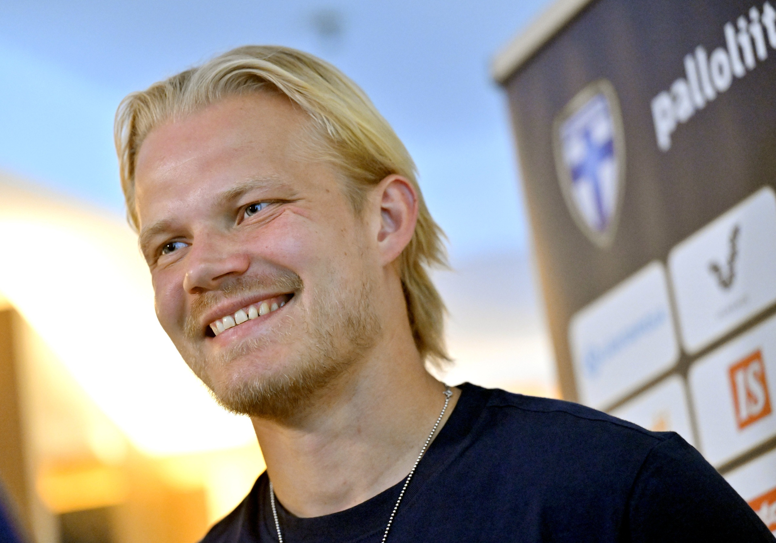 Joel Pohjanpalo pelaa Palermossa valtavien odotusten ja paineiden keskellä – yksi tappio johti armottomaan vihellyskonserttiin