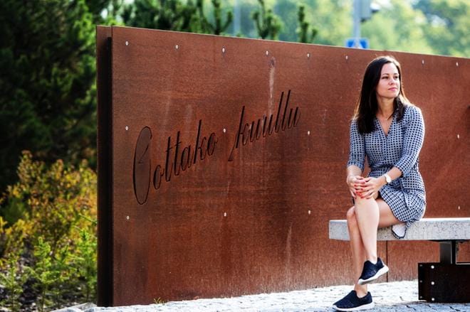 Vähäkyröläislähtöinen elinkeinoministerin erityisavustaja Jannika Ranta vietti aikaa Vaasassa viime viikolla. KUVA: OUTI NEUVONEN