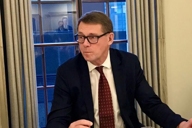 Puhemies Matti Vanhanen seuraa hallitustilanteen kehittymistä eduskunnassa. Hän on varovainen arvioimaan, miten tilanne kehittyy tämän päivän aikana. KUVA: Matti Posio