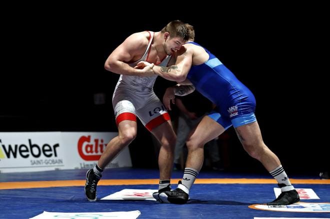Arvi Savolainen (vas.) ei antanut Felix Baldaufille yhtään pistettä. KUVAT: TOMI KOSONEN
