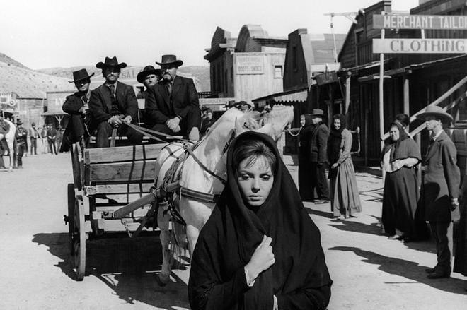 Kuukauden western on harvinaista kulttikamaa: "francowestern", jonka ohjaajana ja pääosissa ovat 60-luvun Angelika-elokuvien tähdet. Kuvassa Michèle Mercier.