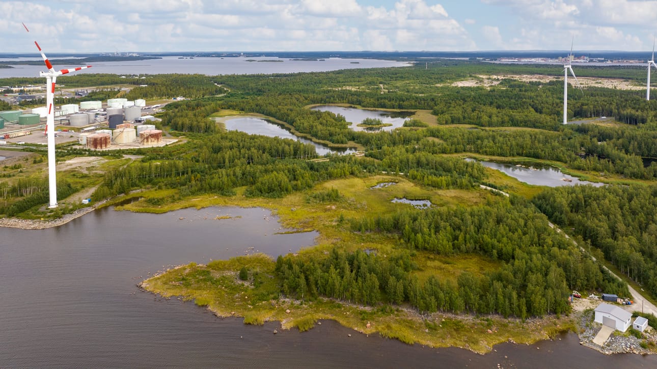Kemin Ajoksen sataman tuntumaan suunnitellaan vetyhankkeita. Kuvassa niiden suunnittelualue näkyy aika lailla keskellä.