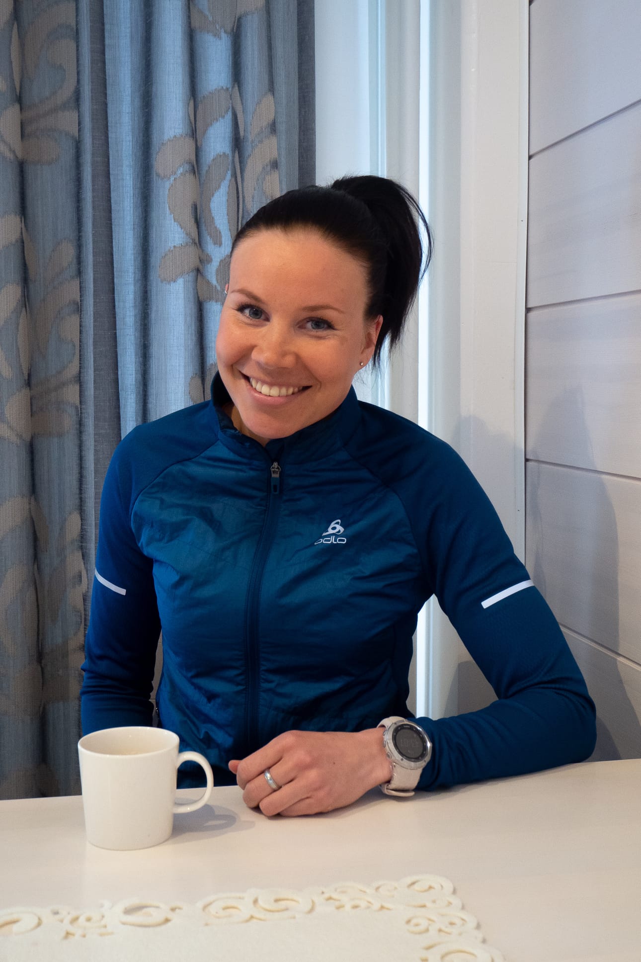 Jennika Karvisen suosikkienergianlähde polkujuoksussa on Sirkusaakkoset-karkit merisuolalla maustettuna.