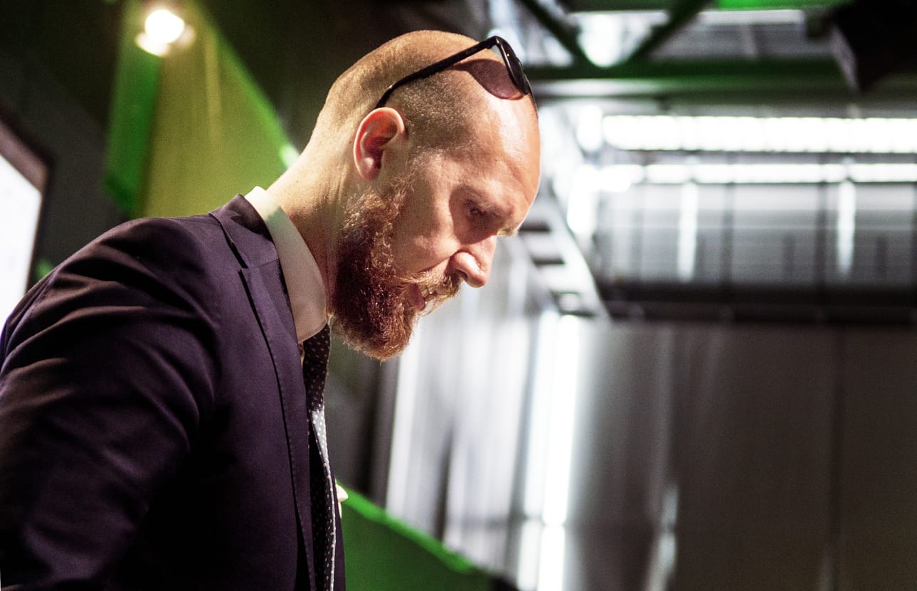 Vihreiden puheenjohtaja Touko Aalto kertoi työuupumuksestaan syyskuussa. Aalto jäi sairauslomalle.