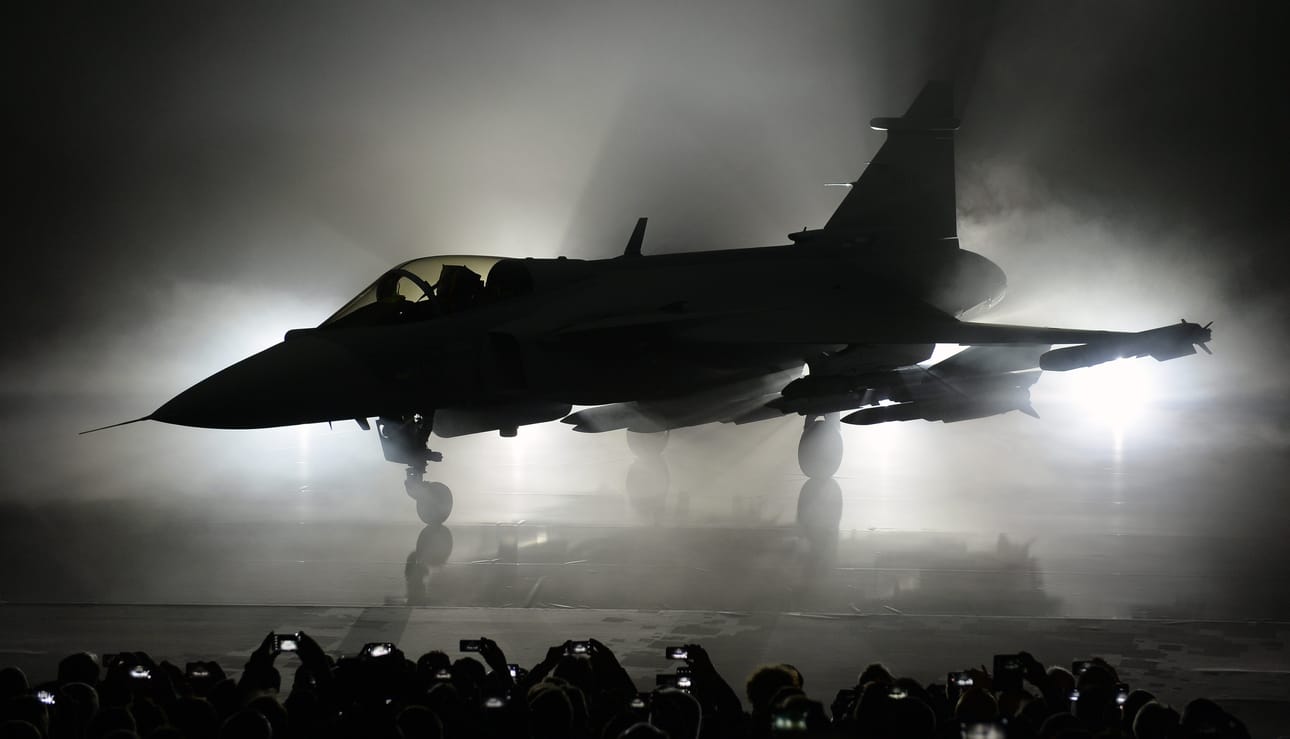 Mikäli Ruotsi lähtee mukaan Britannian hävittäjähankkeeseen, sen odotetaan tuovan Saab mukanaan. Saab julkisti oman, Gripen E -sarjan hävittäjänsä Linköpingissä toukokuussa 2016.