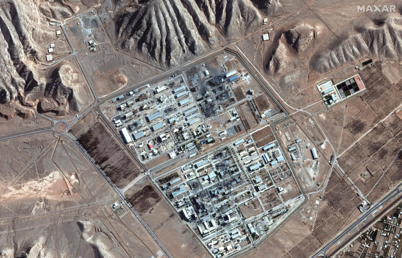 Israel teki sotatoimien aikana lukuisia iskuja Iranin ydinlaitoksiin ja sai apua myös Yhdysvalloilta. LEHTIKUVA/AFP/SATELLITE IMAGE 2025 MAXAR TECHNOLOGIES