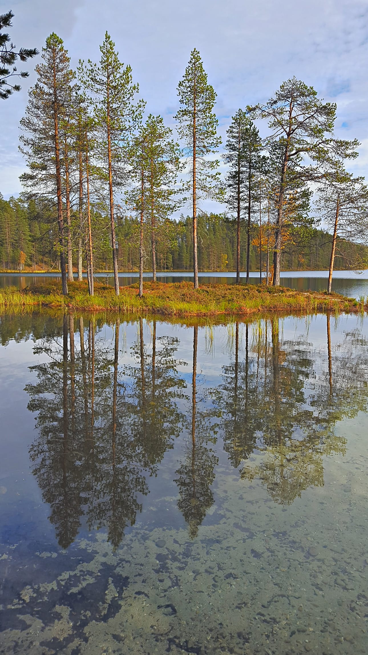 Soiperoisessa on poikkeuksellisen kirkaat vedet ja erämainen tunnelma.