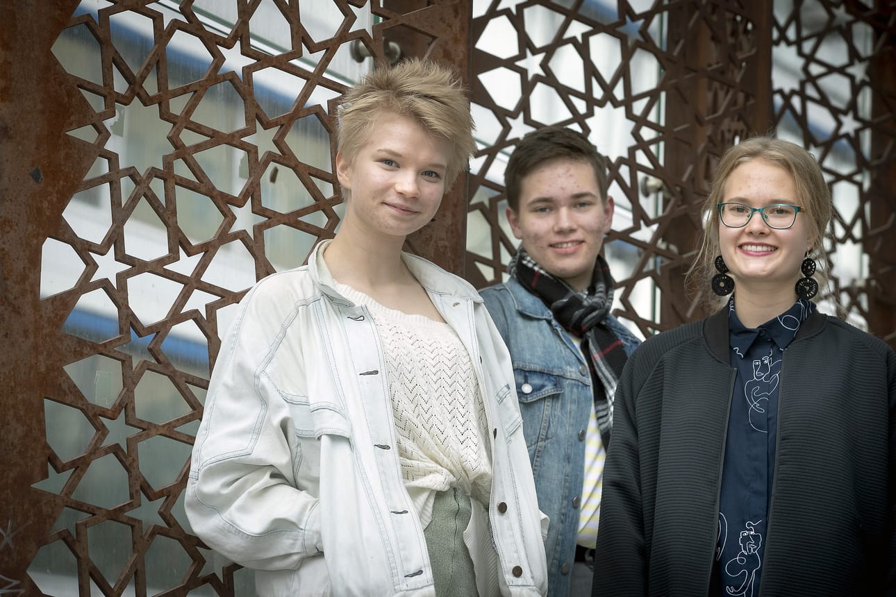 Vieremän elokuvaworkshop on ikuisesti meidän sydämissämme, suitsuttavat Elina Lakkala (vas.), Markus Apila ja Alma Nevala.
