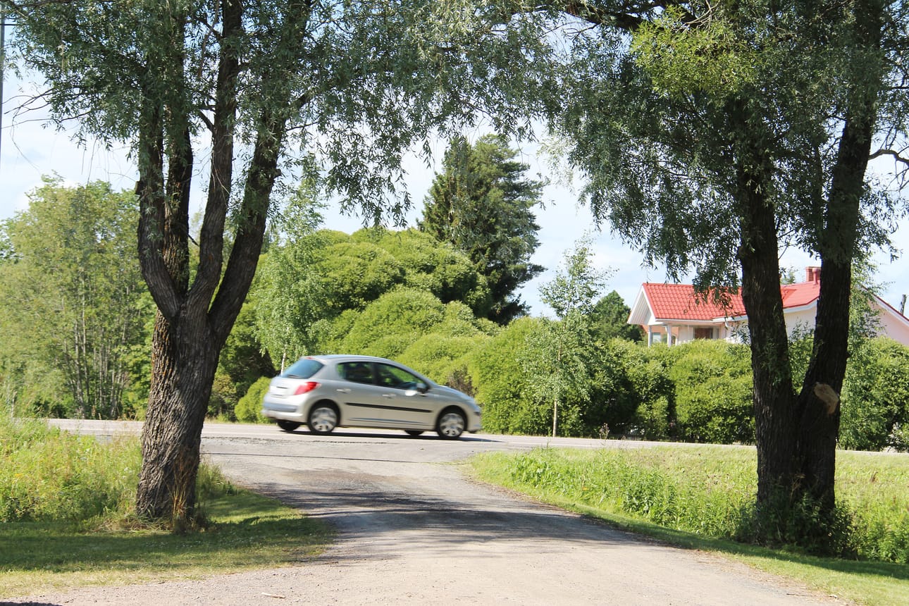 Saako tästä ajaa vai ei? Turistille kysymys ei ratkea.