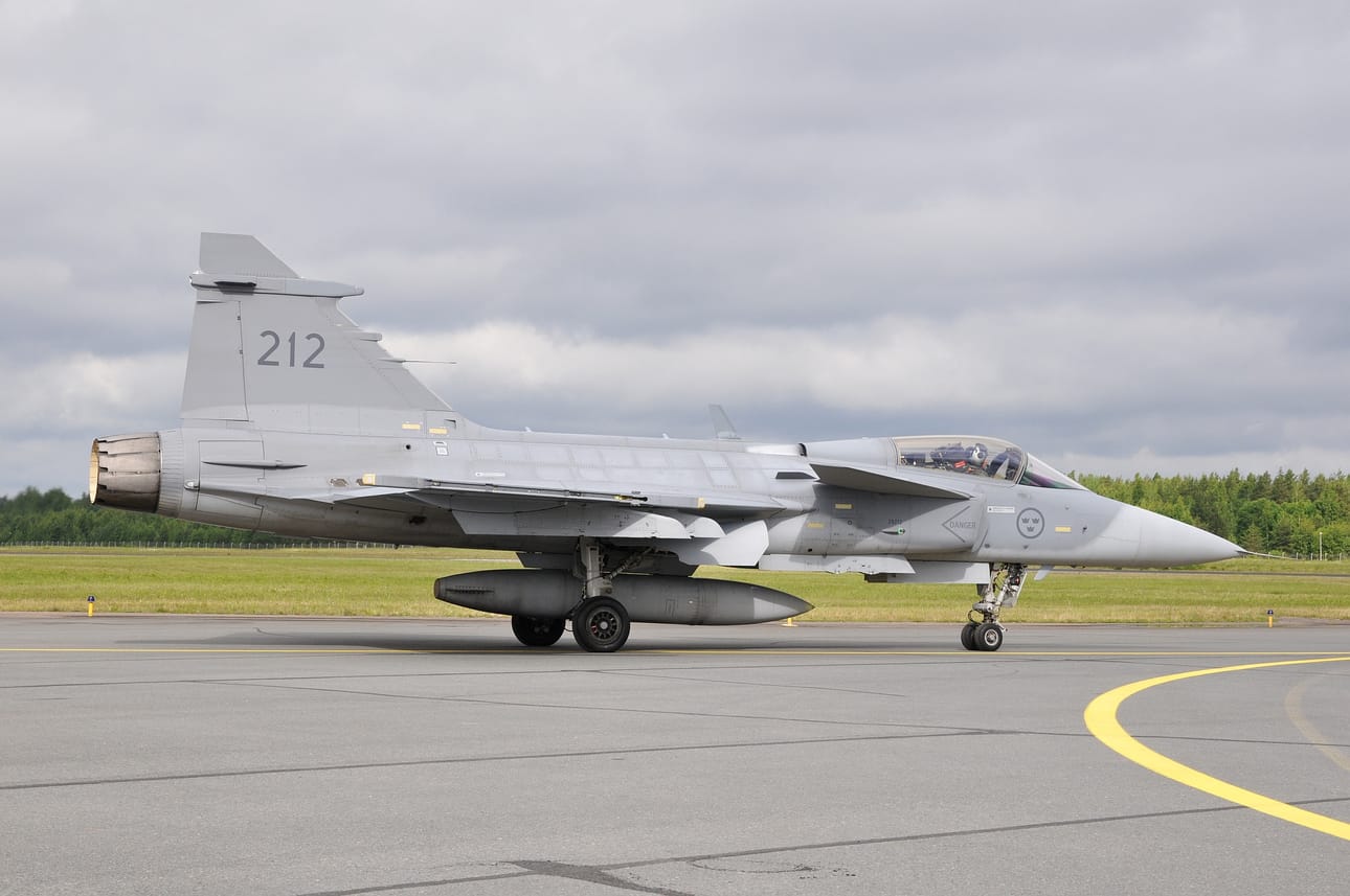 Saab-hävittäjä Ruotsista. Arkistokuva.