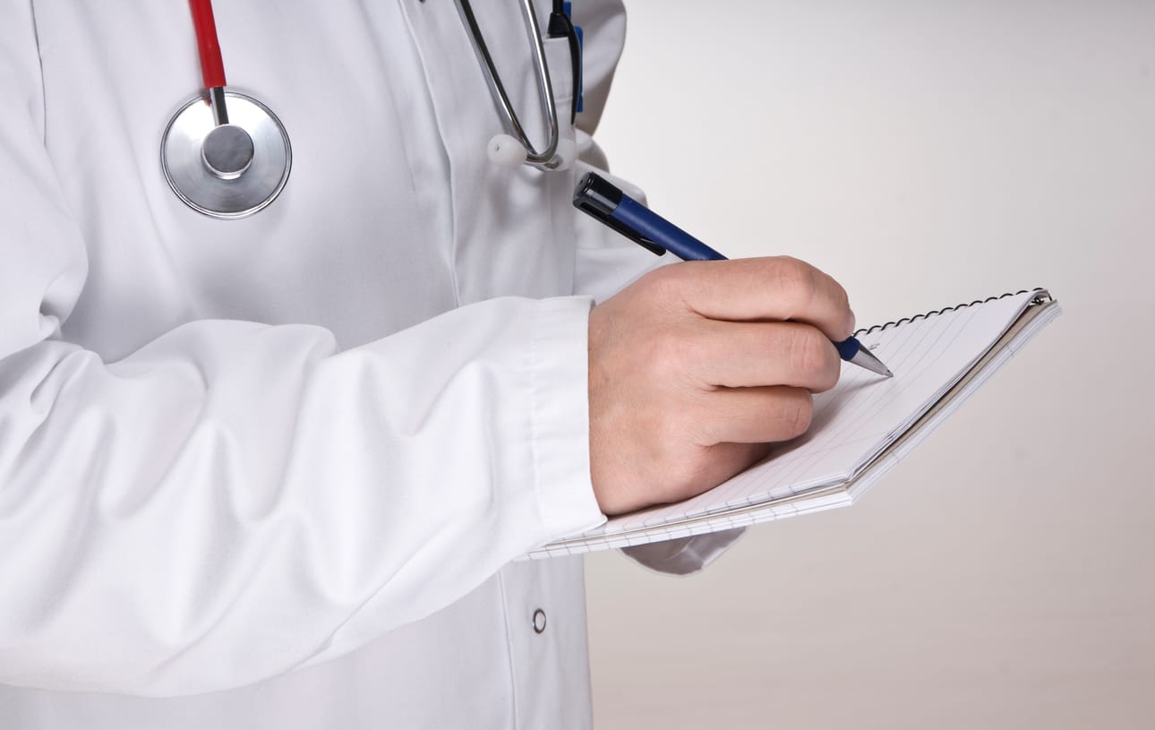 Valvira alkoi kiinnittää huomiota kilpirauhasvalmisteiden määräämiseen liittyviin ongelmiin jo 2012.