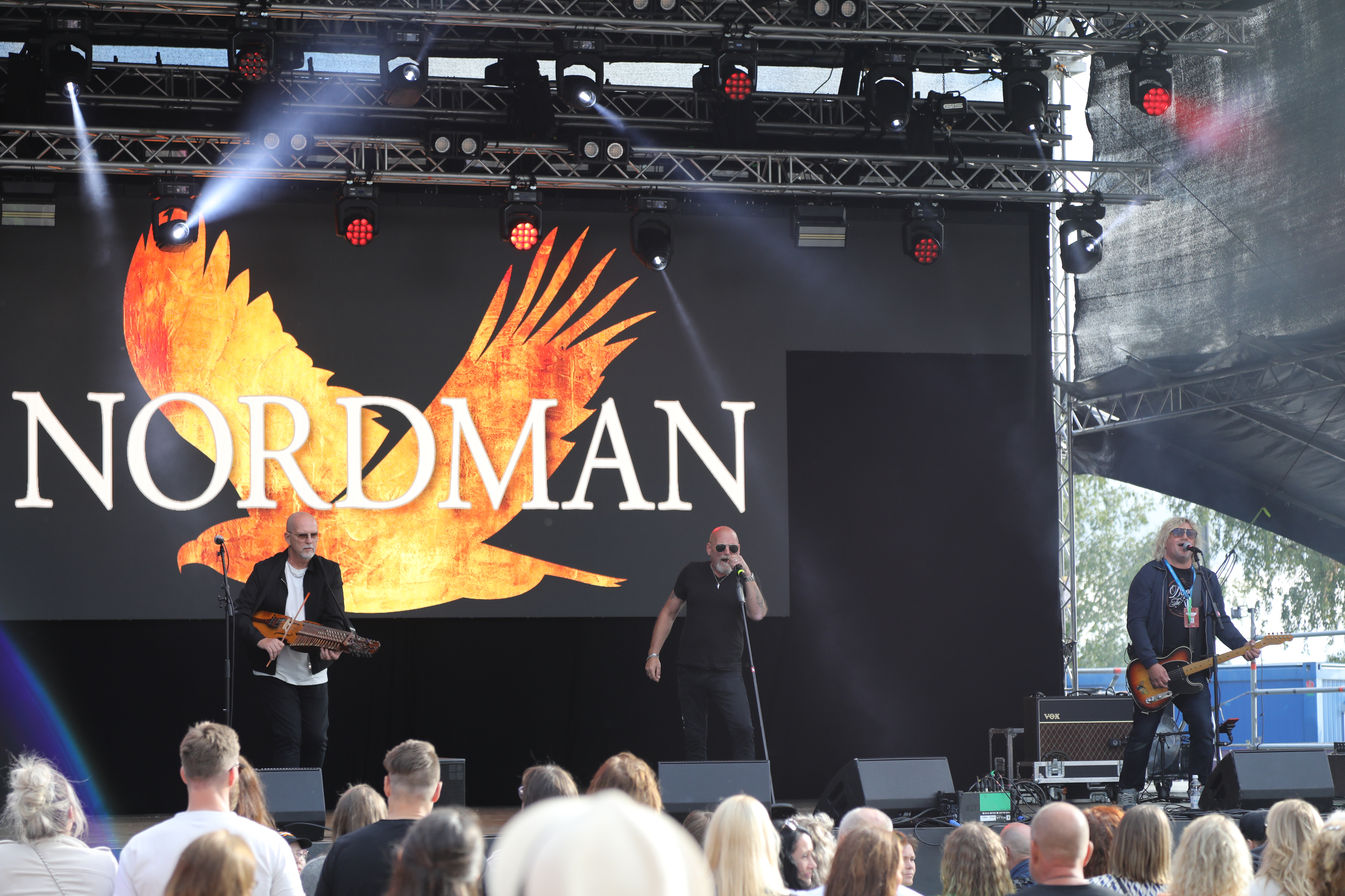 Nordmanin tunnettuja hittejä ovat muun muassa Vandraren, Förlist, Laglöst.