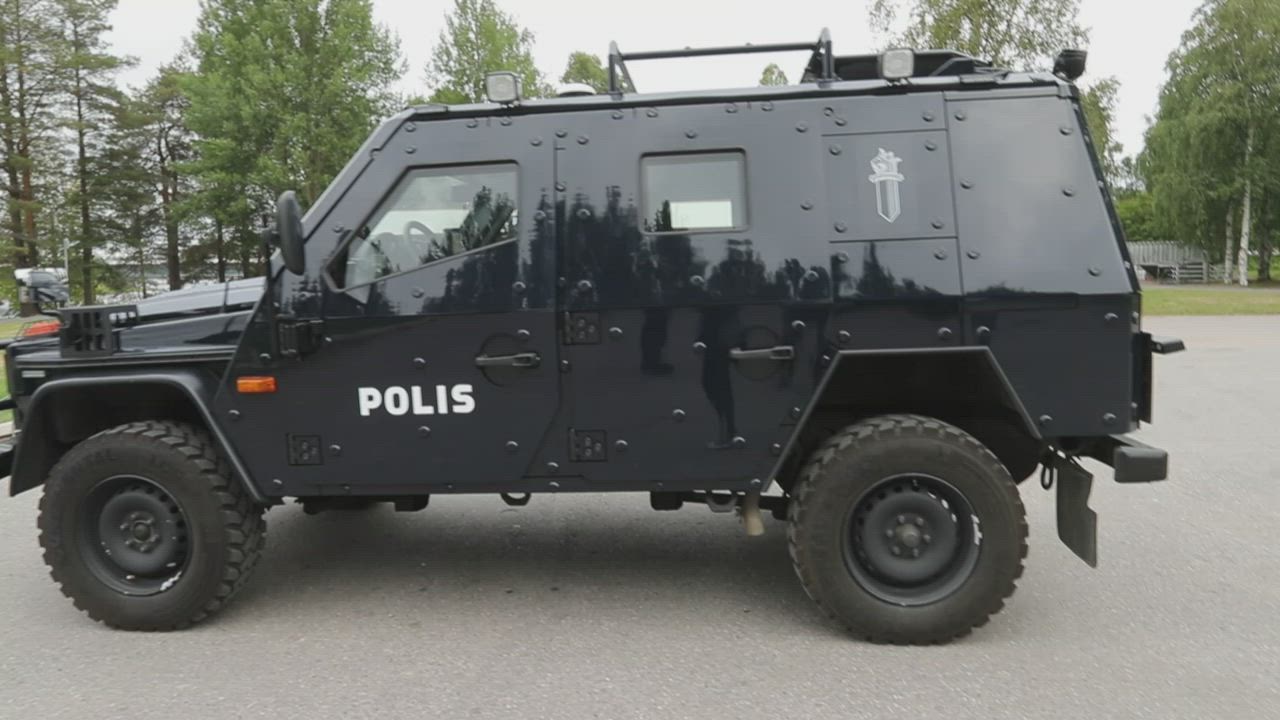 Poliisin uusi panssariauto