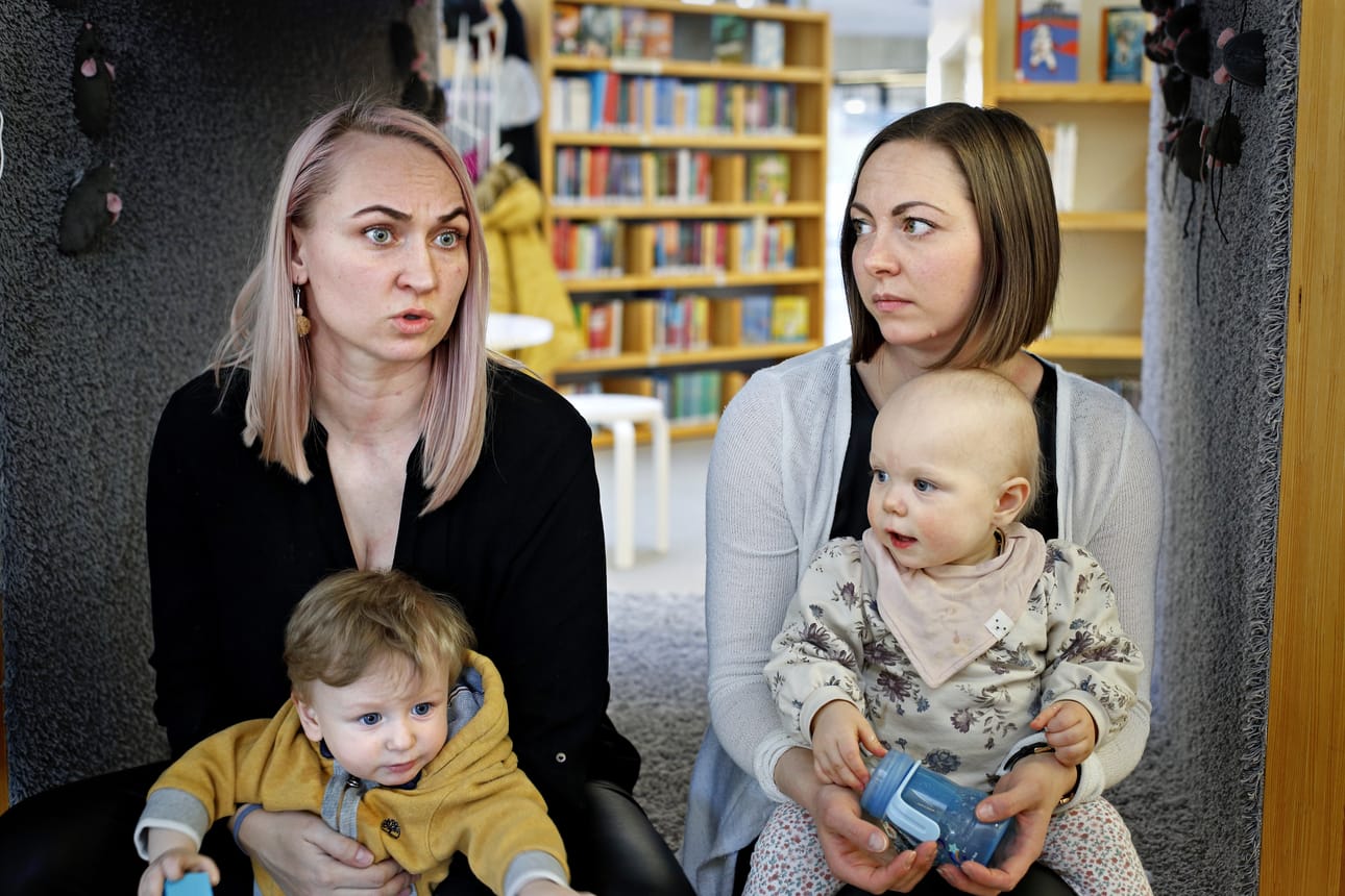 Lapualainen Sandra-Marija Kalendruz ja seinäjokelainen Maryna Baburets puhuvat sodasta, jonka osapuolia heidän synnyinmaansa ovat. Ystävyksistä Baburets on kotoisin Ukrainasta ja Kalendruz Venäjältä.