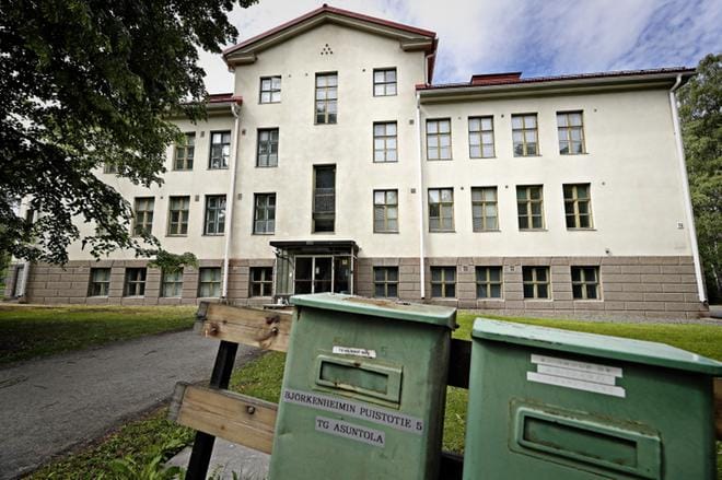 Seinäjoen kaupungin uusi lastensuojeluyksikkö sijoittuu tähän kiinteistöön Björkenheimin puistotien varrella. Kuva: Kari Löfhjelm