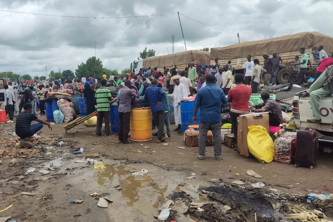 Viime viikolla 20 kansainvälistä humanitaarista järjestöä varoitti yhteisessä lausunnossaan, että jopa kuusi miljoonaa sudanilaista on vain askeleen päässä nälänhädästä. LEHTIKUVA/AFP