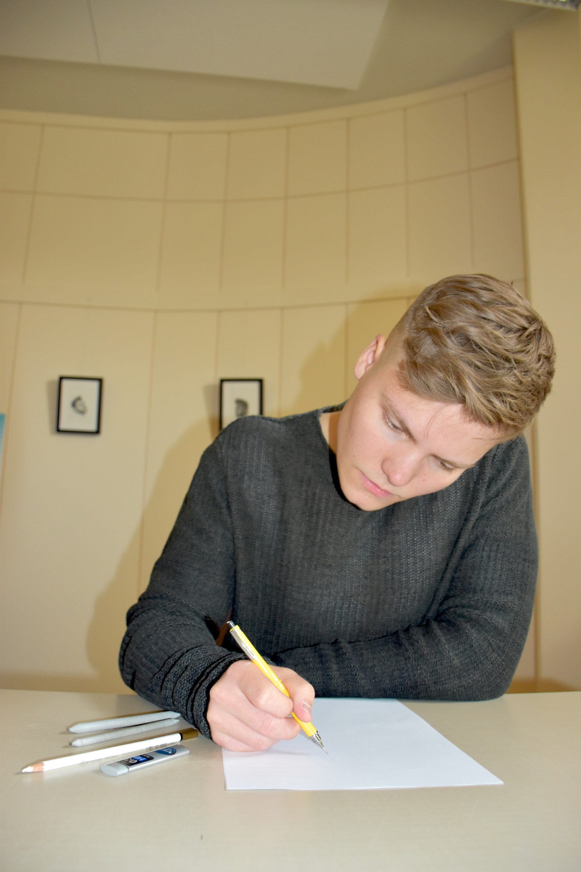 Keskittymistä ja pitkäjänteisyyttä tämä vaatii, kun samaa laatua on pystyttävä tekemään koko ajan, Hämeenniemi sanoo.