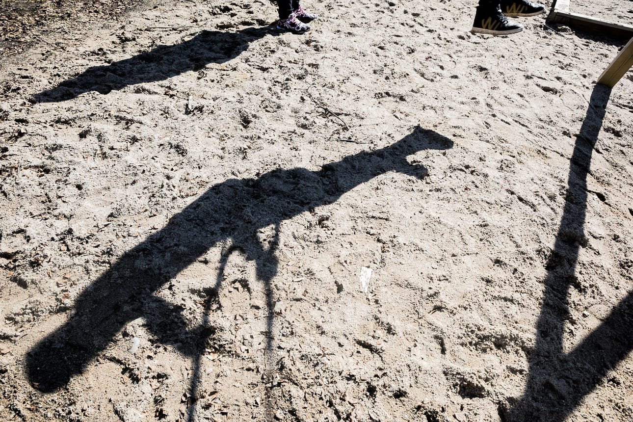 Neurokirjon lasten tarpeet tulevat kirjoittajien mukaan yhä heikosti huomioiduksi koulussa.