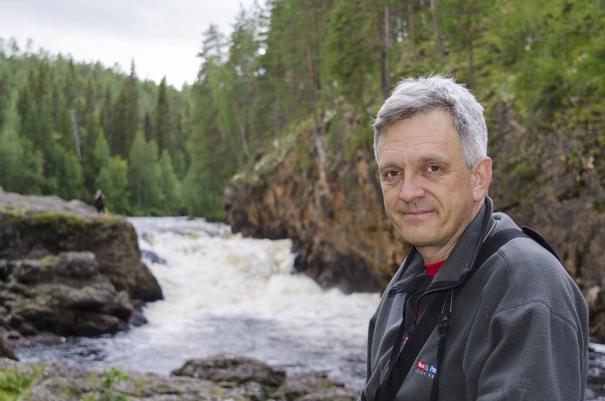 Kevin Revolinski tutustui Kuusamossa muun muassa Kiutakönkääseen.