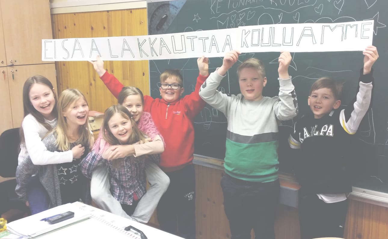 Ketunmaan koulun oppilaat kirjoittivat mielipiteensä koulun lakkauttamisesta.