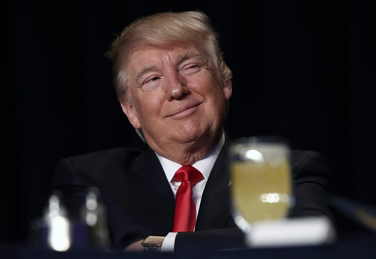 Kansanedustaja Antero Laukkasen mukaan Yhdysvaltain presidentin Donald Trumpin rukousaamiaisella torstaina välittyi tiivis ja innostunut tunnelma. Trumpiakin hymyilytti.