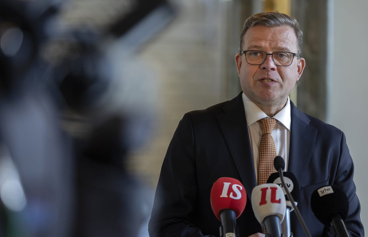 Hallitusneuvotteluja vetää kokoomuksen puheenjohtaja Petteri Orpo. Hän nousee todennäköisesti seuraavaksi pääministeriksi.