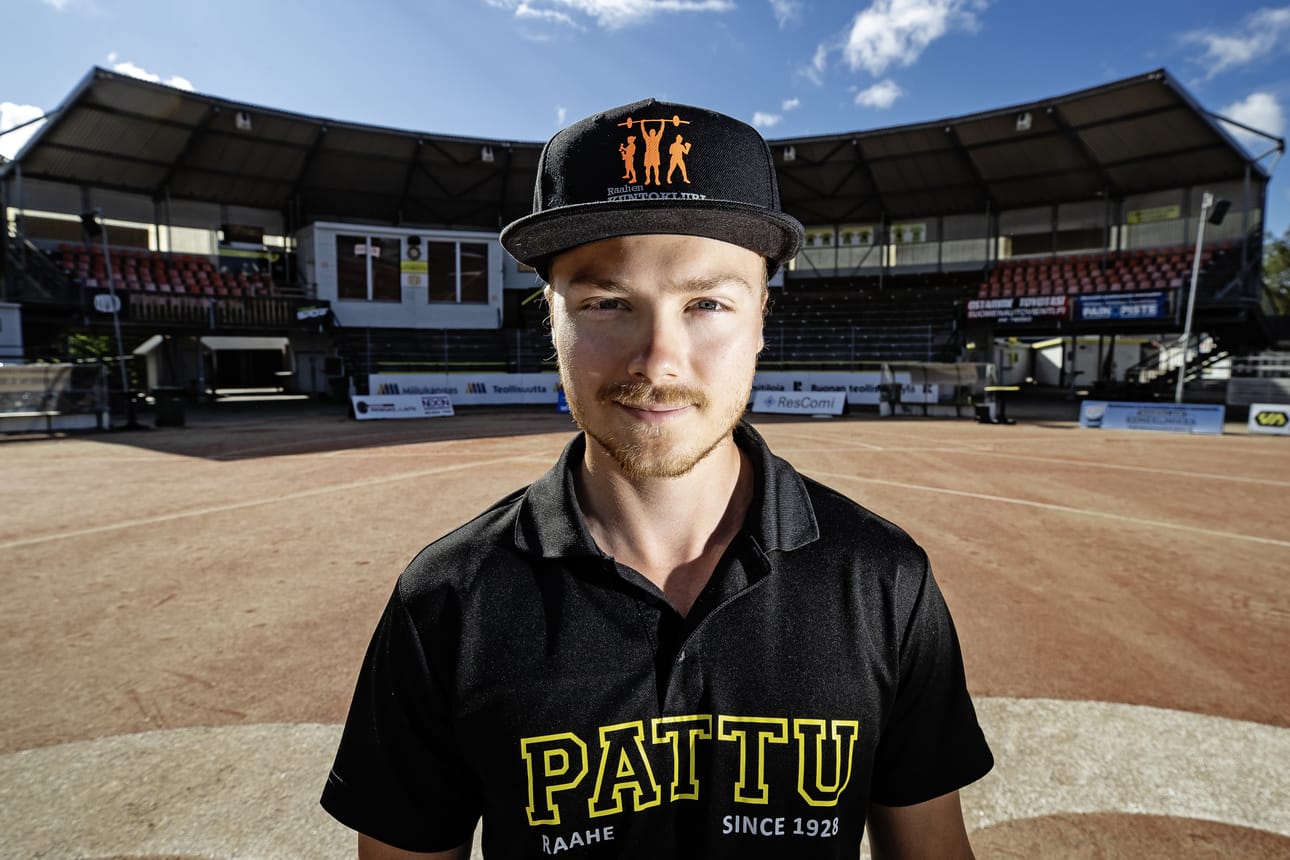 Rasmus Kallio harrastaa monipuolisesti eri urheilulajeja.