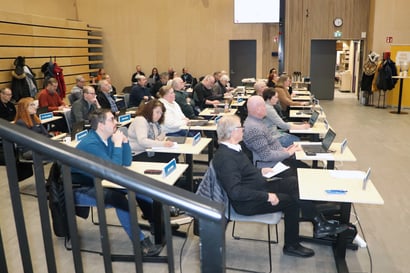 Pudasjärven kaupunginvaltuusto päätti konserniohjeen muuttamisesta – tavoitteena vuorovaikutuksen ja tiedonkulun lisääminen