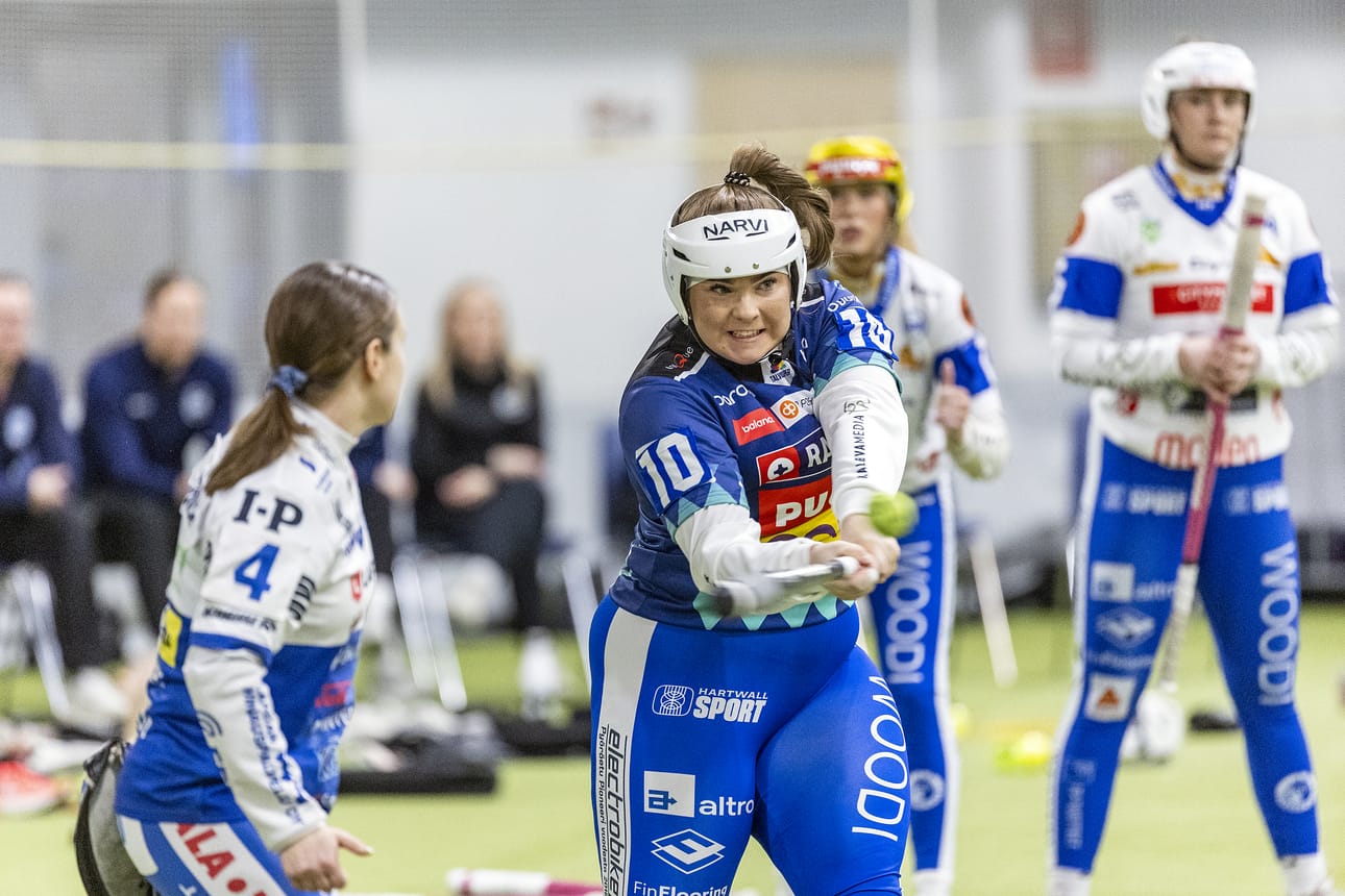 Nea Tuikka vastasi Lipon kaikista lyödyistä juoksuista Talvisuperin avauksessa.
