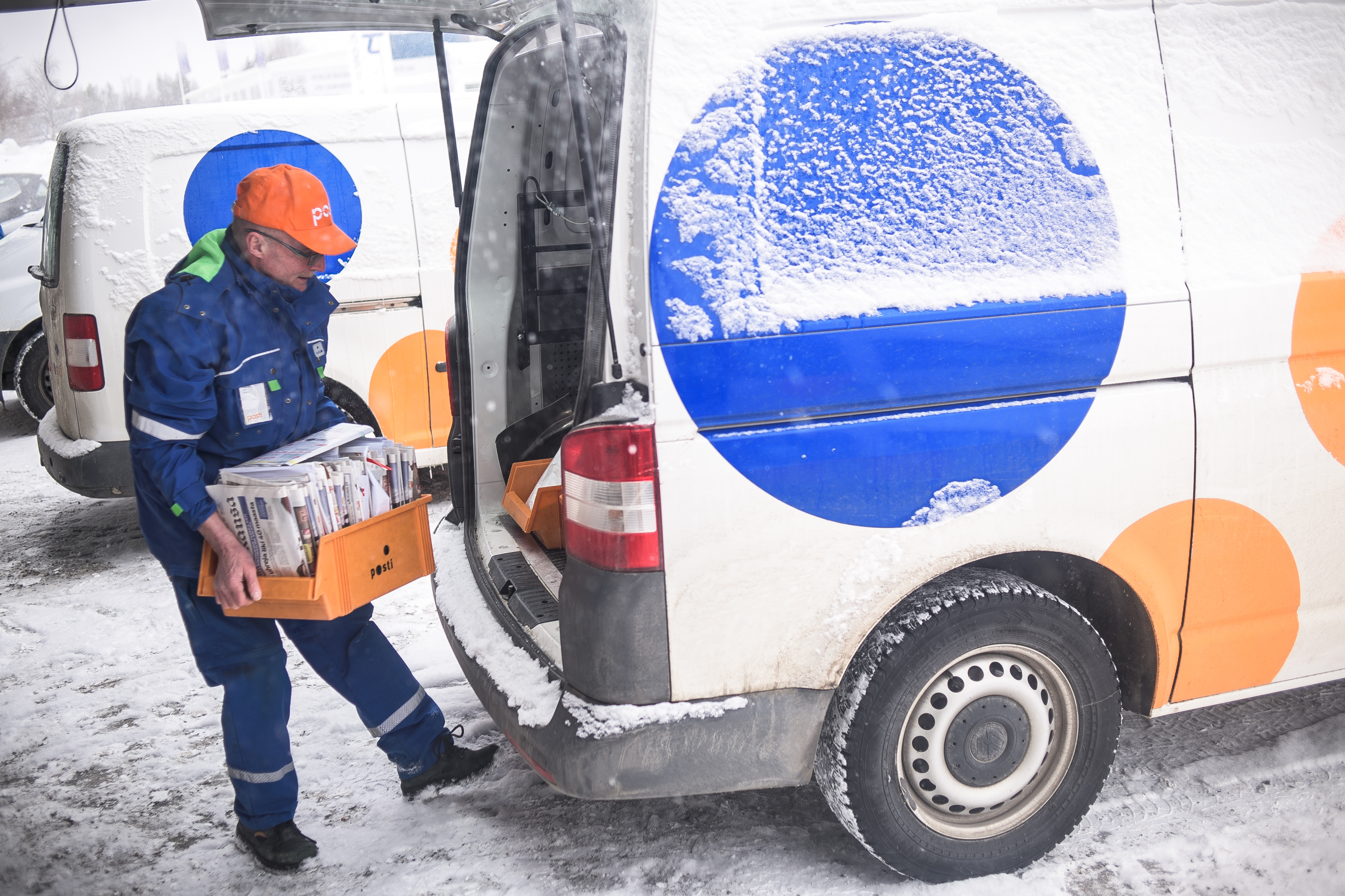 Tällaisen auton voisi itsekin laittaa eläkepäiville. Se sopisi koiraharrastukseen, Maikku ajattelee.
