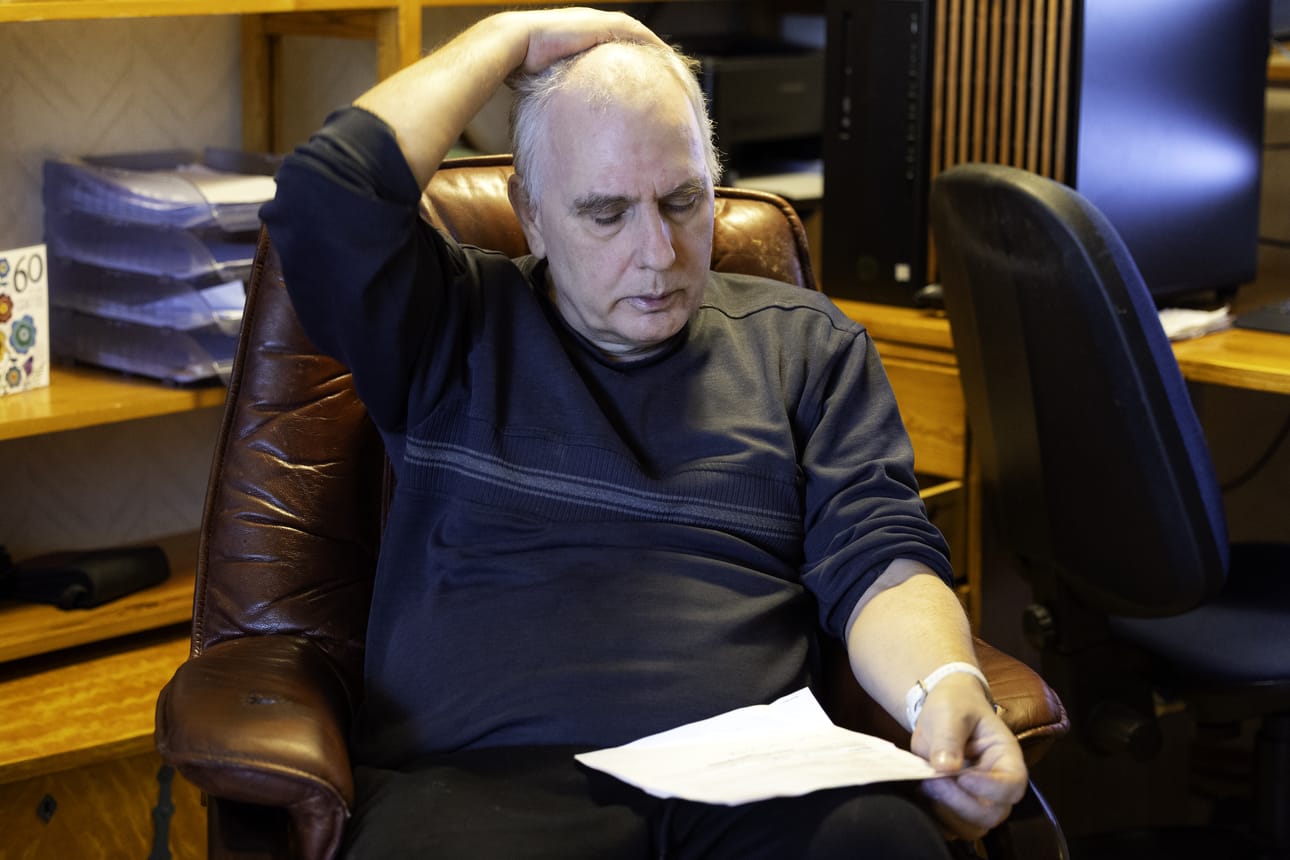 Robert Norrbyn aamulenkki päättyi rikesakkoon. Hänen mielestään virtsaaminen ei voi olla väärin.