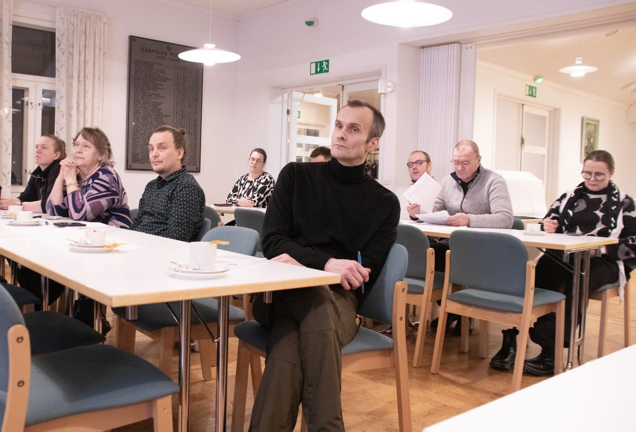 Siikalatvan kirkkovaltuusto päättää 28. lokakuuta Siikalatvan seurakunnan kirkkoherran valinnasta.