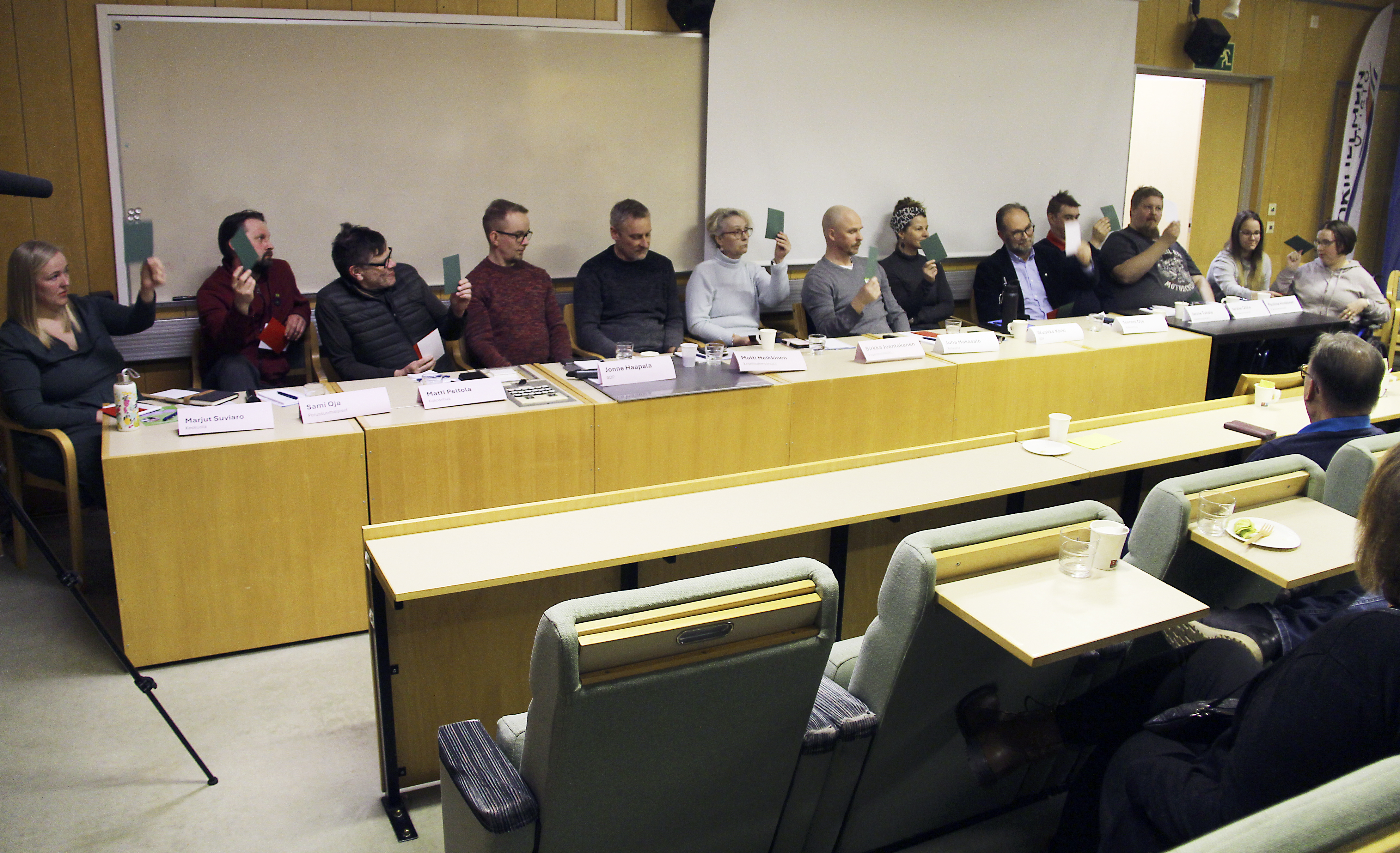 Kuntatalouden on oltava terveellä pohjalla – Oulaisten vaalipanelistit eivät haluaisi turvautua enää lomautuksiin