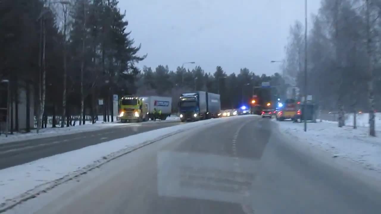 Risteyskolari Linnanmaalla torstaina