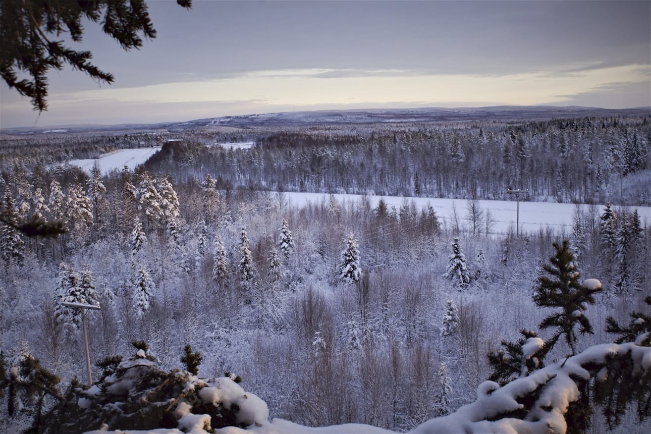 Joulukuu oli Pudasjärvellä, kuten koko Suomessa, kylmänlainen ja vähäsateinen.