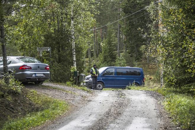 Poliisin operaatio Turun saaristossa viikonloppuna on poikinut yhä jatkuvan mediamylläkän. Tuorein käänne jutussa on suojelupoliisin osallistuminen Airiston Helmi -tutkintaan. KUVA: Lennart Holmberg