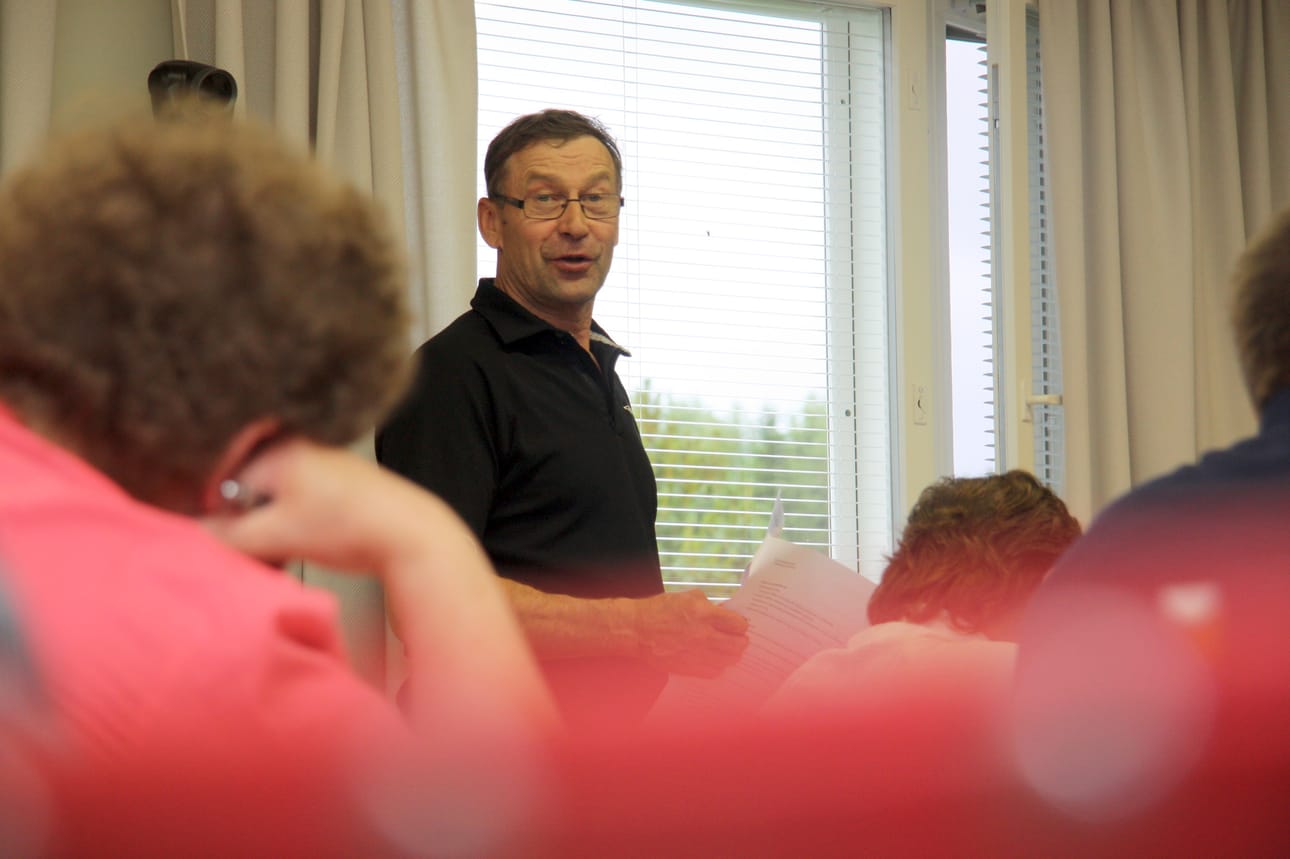Kokoomuksen Juha Virkkunen oli tyytyväinen Taivalkosken viime vuoteen.