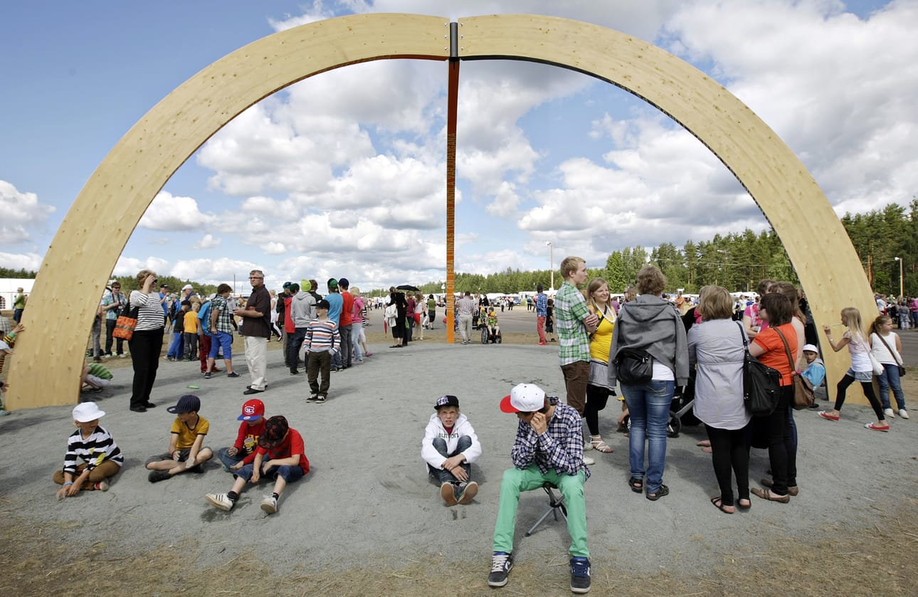 Suomen suurimpaan hengelliseen kesäjuhlaan odotetaan noin 65 000 seuravierasta.