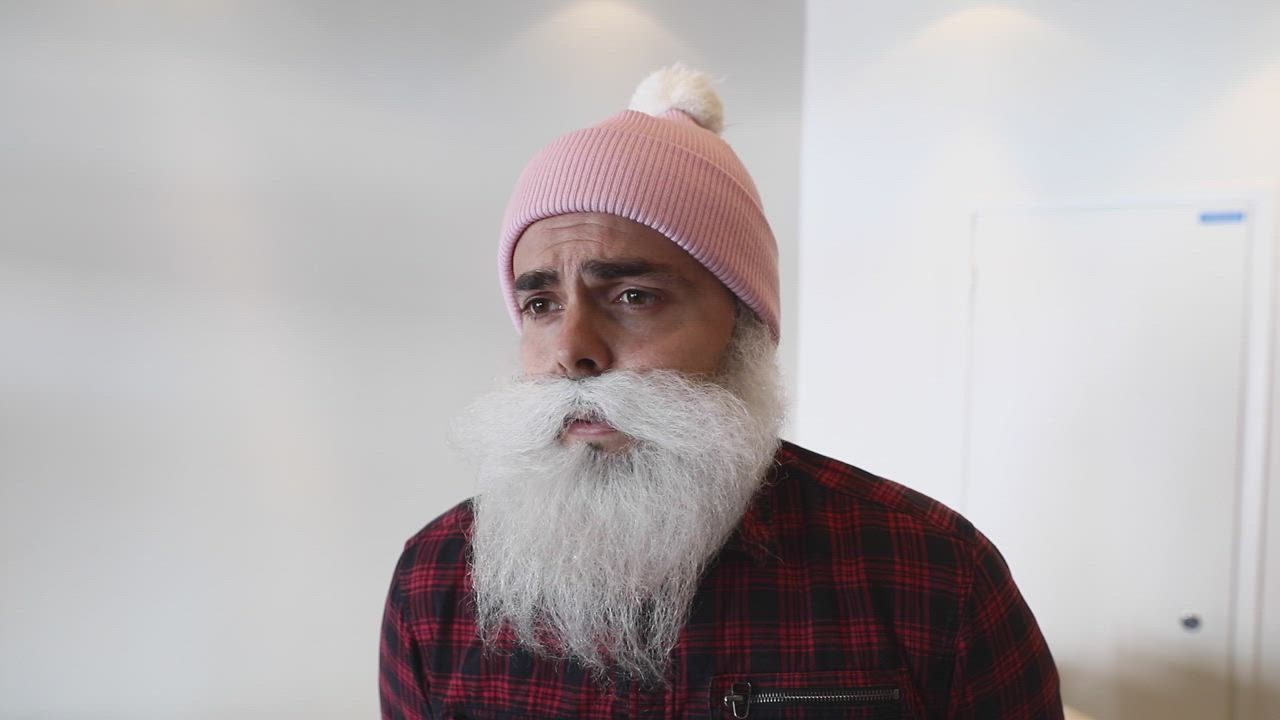 Brother Christmas eli Ari Koponen kertoo rahaepäselvyyksistä