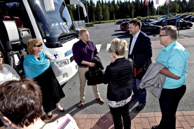 Eteläpohjalaiset olisivat tyytyväisiä, jos Antti Kurvisen tai Mikko Savolan poliittinen ura jatkuisi Rinteen hallituksessa ministerin tehtävissä. Kokemusta vaativien tehtävien hoitoon on molemmilla riittävästi.