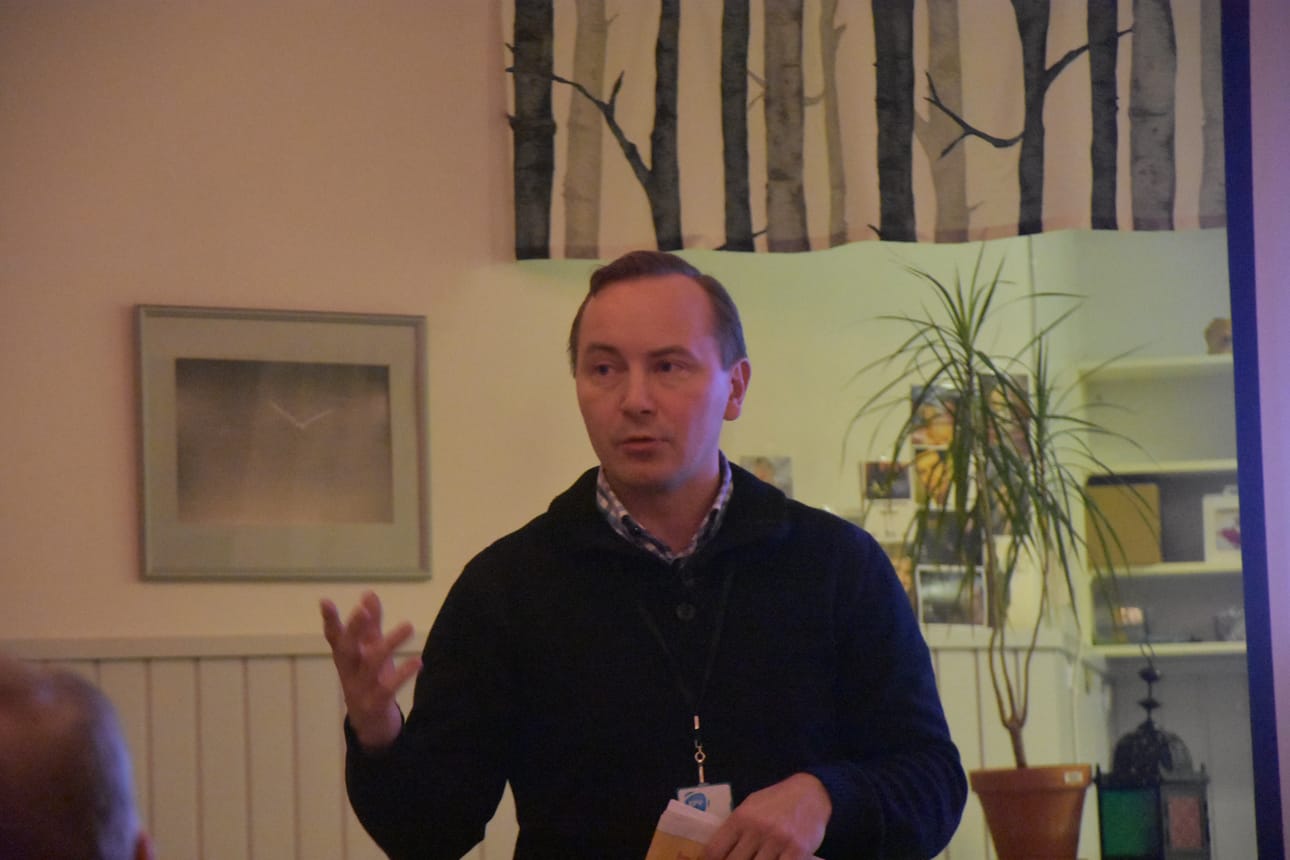 Sami Kuitunen EPV Tuulivoimasta sanoi, että Kuusamon hanke on hyvä siksi, että maanomistajia on vain yksi. Vaasassa yhtiö joutui neuvottelemaan 130 maanomistajan kanssa.