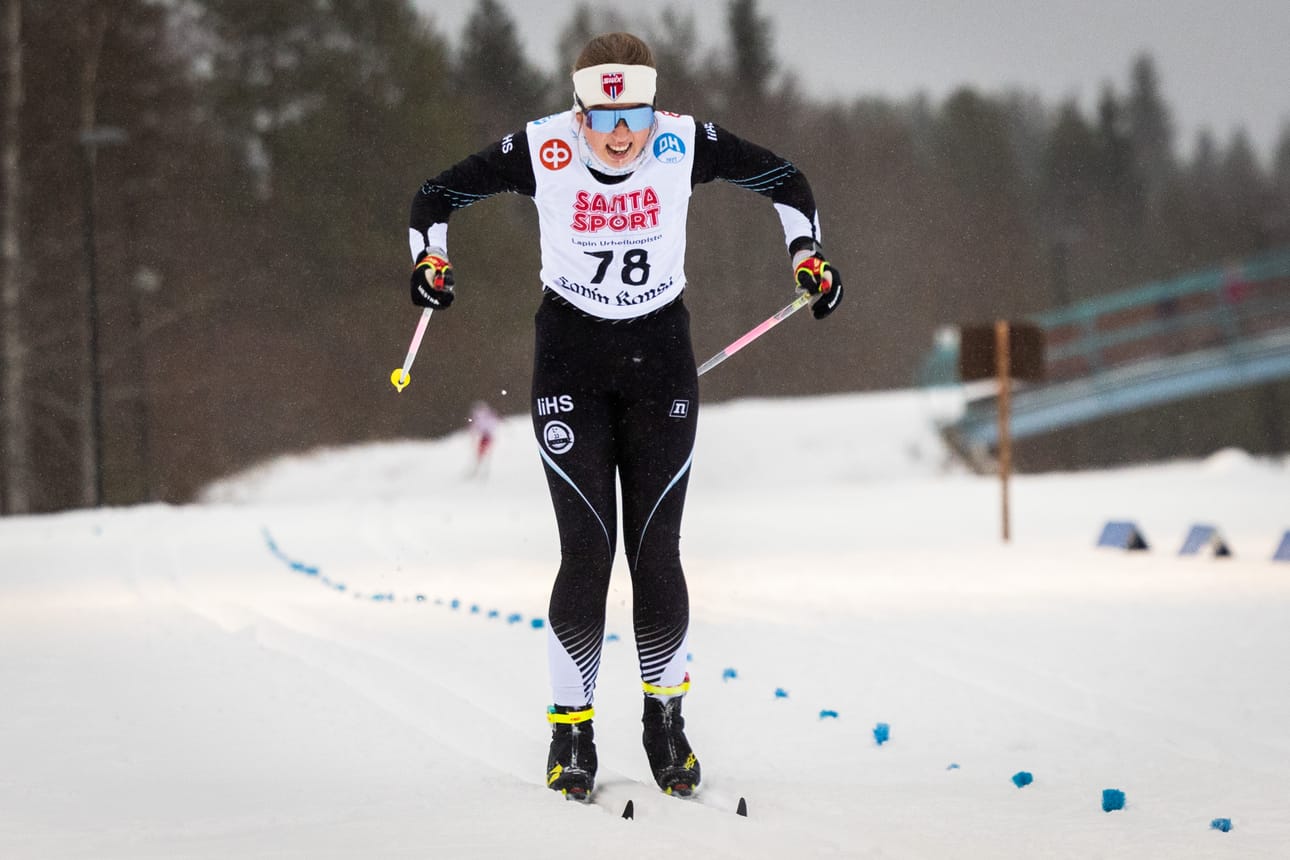 Iiläinen Saaga Pesämaa saavutti kaksi pronssia N18-sarjassa rullahiihdon SM-kisoissa Kuopiossa. Arkistokuva.